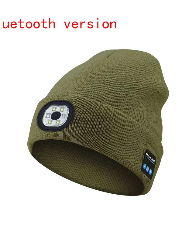 Wintermütze mit Bluetooth-Musikladefunktion und LED-beleuchteter Stirnlampe. 
